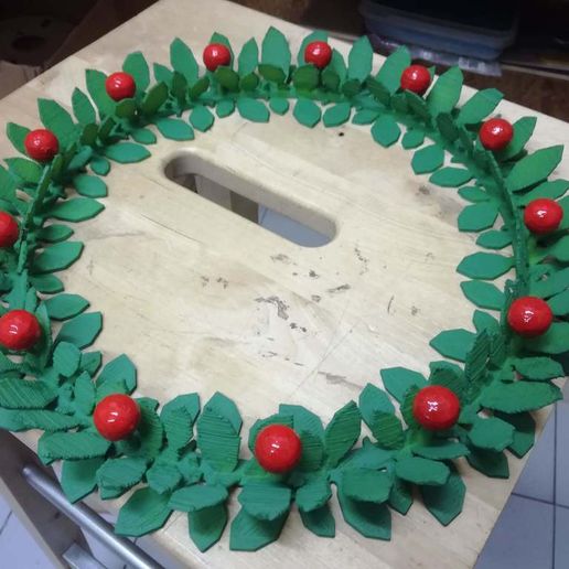 44d2b0e2988f8420308137f6d45ed692_display_large.jpg Descargar archivo STL gratis Corona de Navidad Maker • Diseño para imprimir en 3D, italymaker